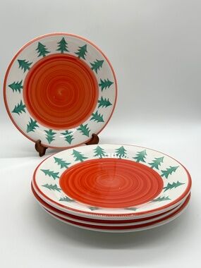 Pier 1 Holiday Christmas Tree Plates 9.5" Orange/Red Spiral Center Set of 4